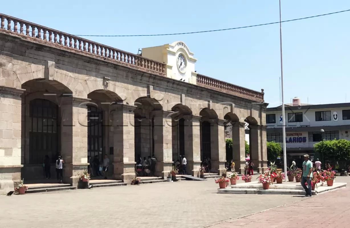 Limpia de aviadores no frena en el Ayuntamiento de Tepic