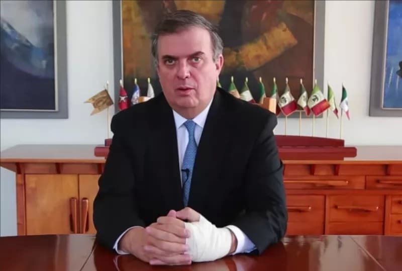 Marcelo Ebrard busca registrar su nombre para convertirlo en marca