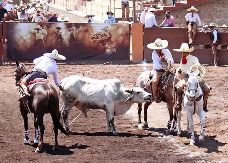 Gana Rancho El Quevedeño el primer compromiso del viernes