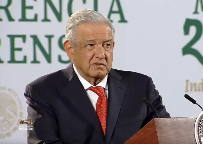 AMLO critica video de menores armados en Guerrero: “con los niños no”