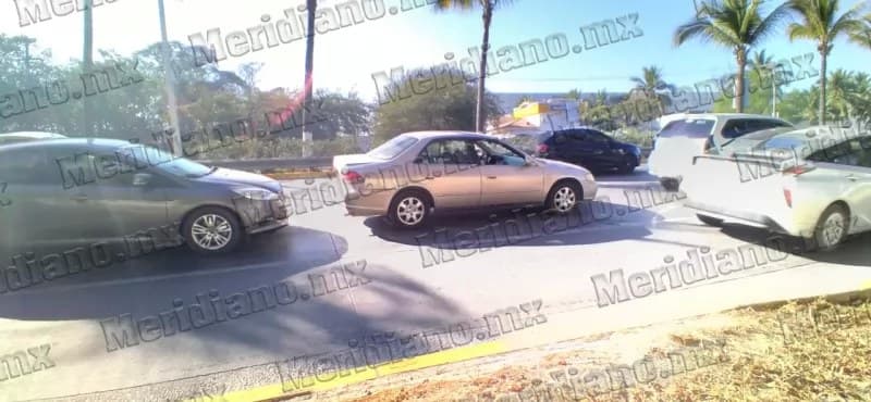 ¡aparatosa carambola en la curva de 41 zona!