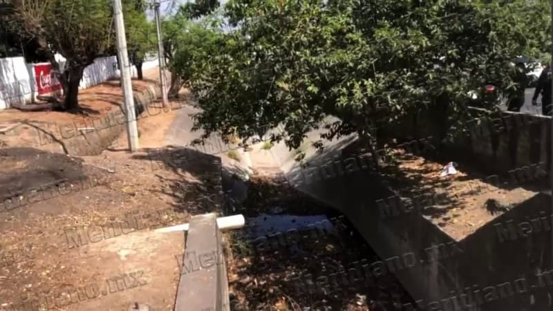 Rescatan adulto mayor del Canal de los Sabinos en Ciudad del Valle