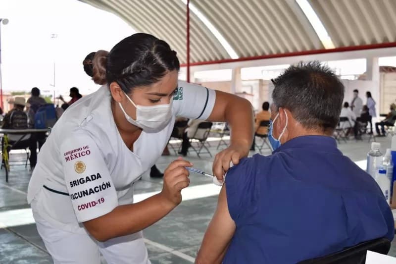 Vacunación de personas de 50 a 59 años arranca hoy en Nayarit