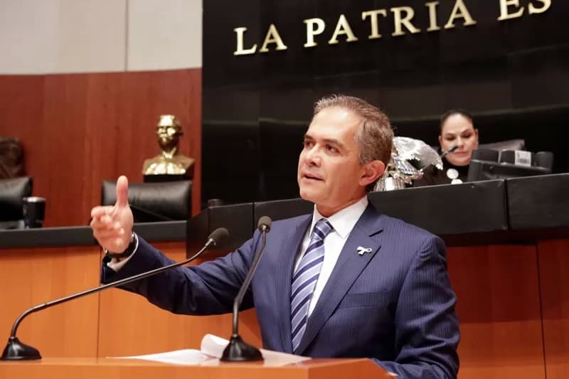 Morena buscará desafuero de Miguel Ángel Mancera por tragedia del metro