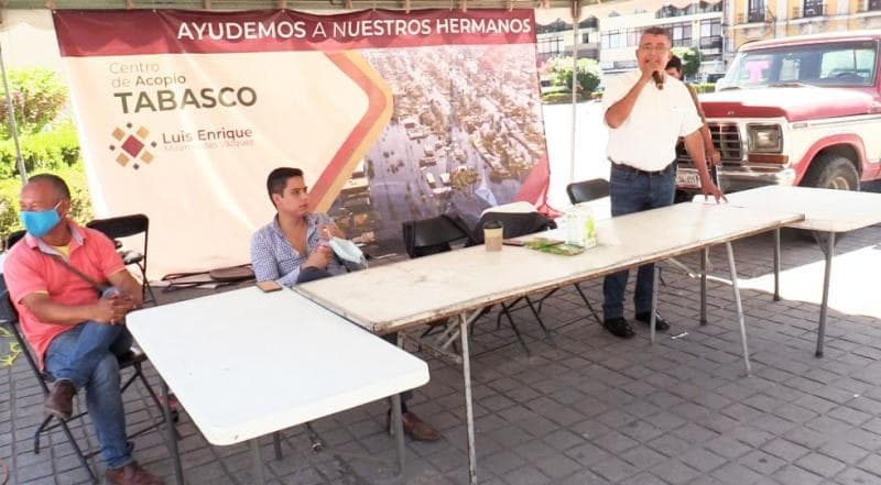 Tepic. Instalan ciudadanos centro de acopio en apoyo a damnificados de Tabasco