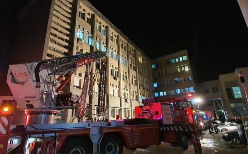 En Rumania, se incendió hospital con pacientes de covid-19