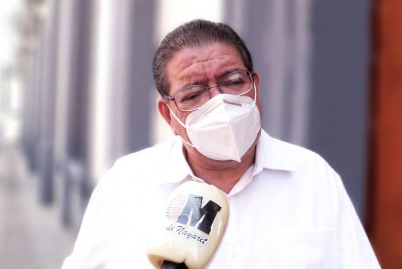 Al menos tres funcionarios de Tepic buscarán un nuevo cargo, revela Castellón