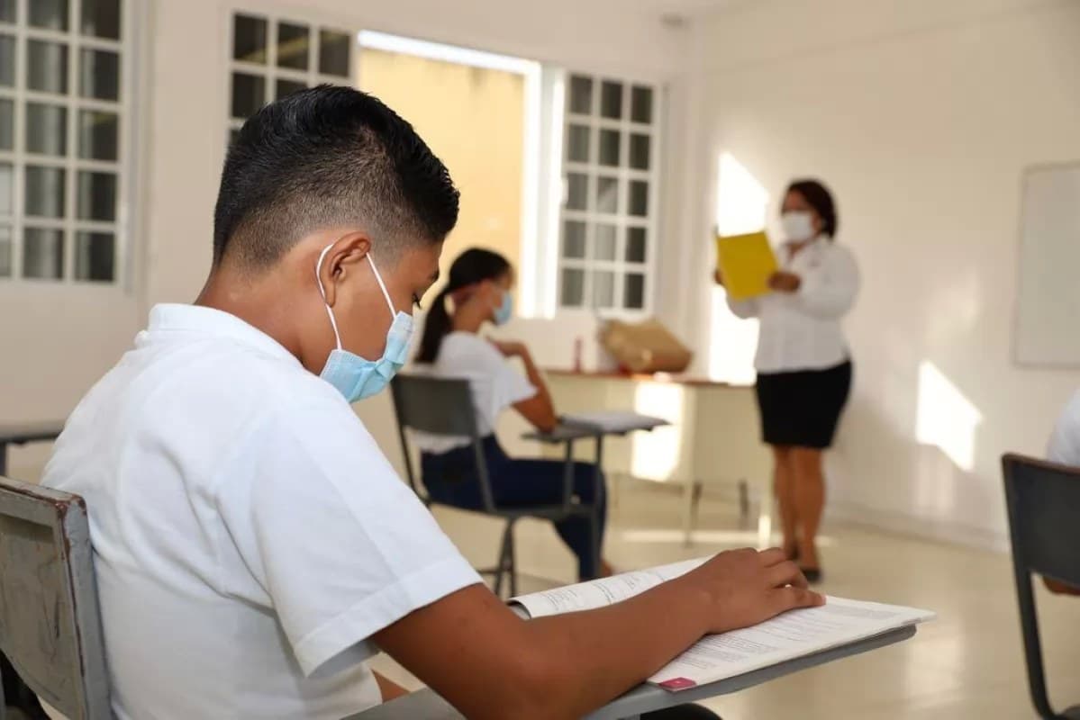 Reitera Salud que escuelas no son lugares de propagación de COVID