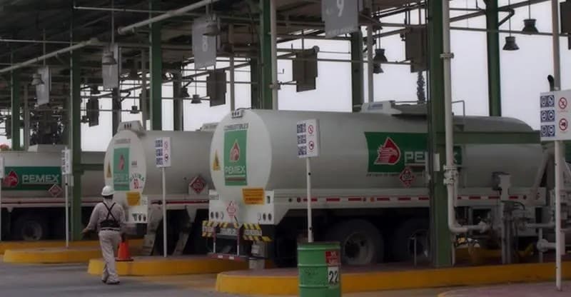 Inhabilitan a otro funcionario de Pemex relacionado a la Estafa Maestra