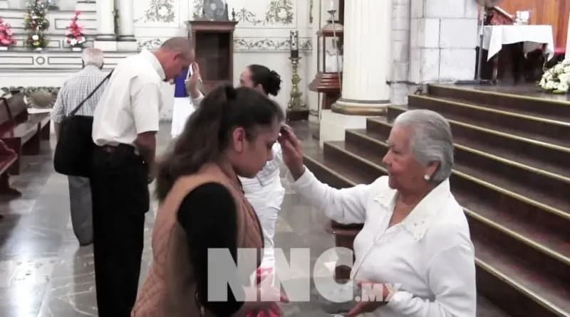 Iglesia Católica emite indicaciones para celebrar el Miércoles de Ceniza en casa