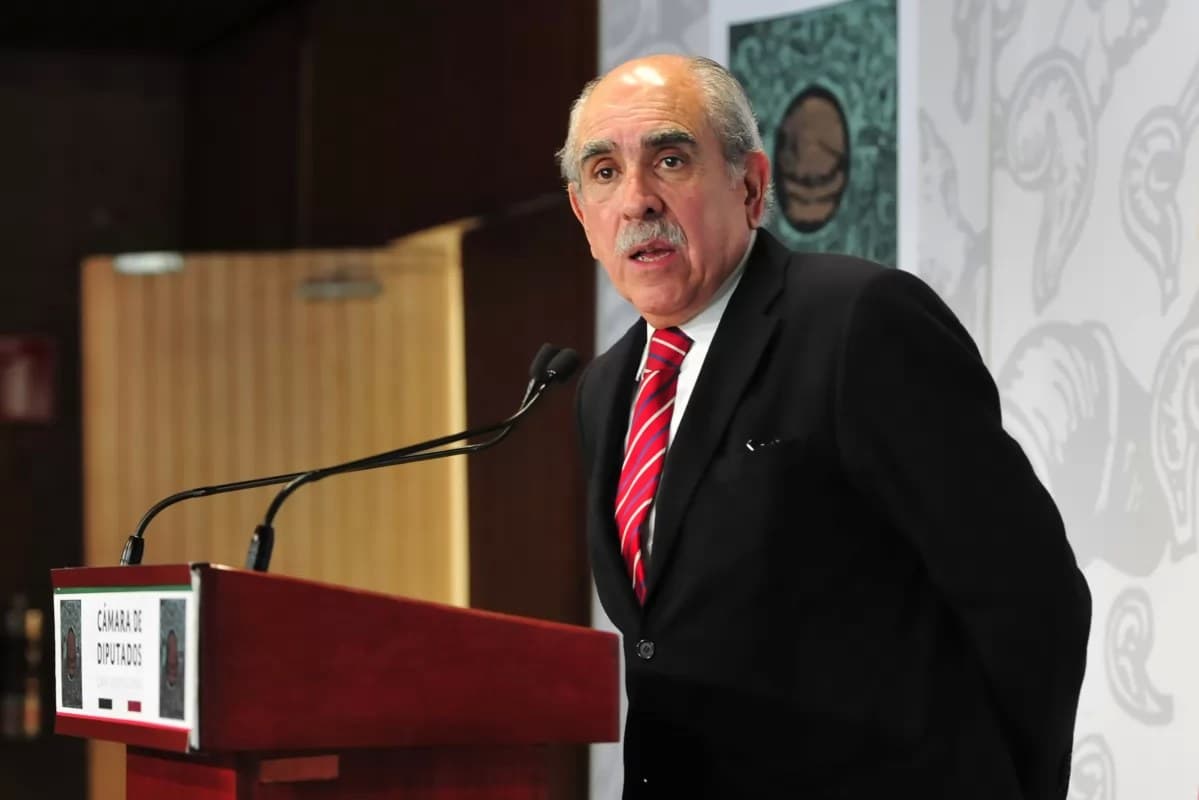 UIF debe revelar número de denuncias contra presidentes: INAI