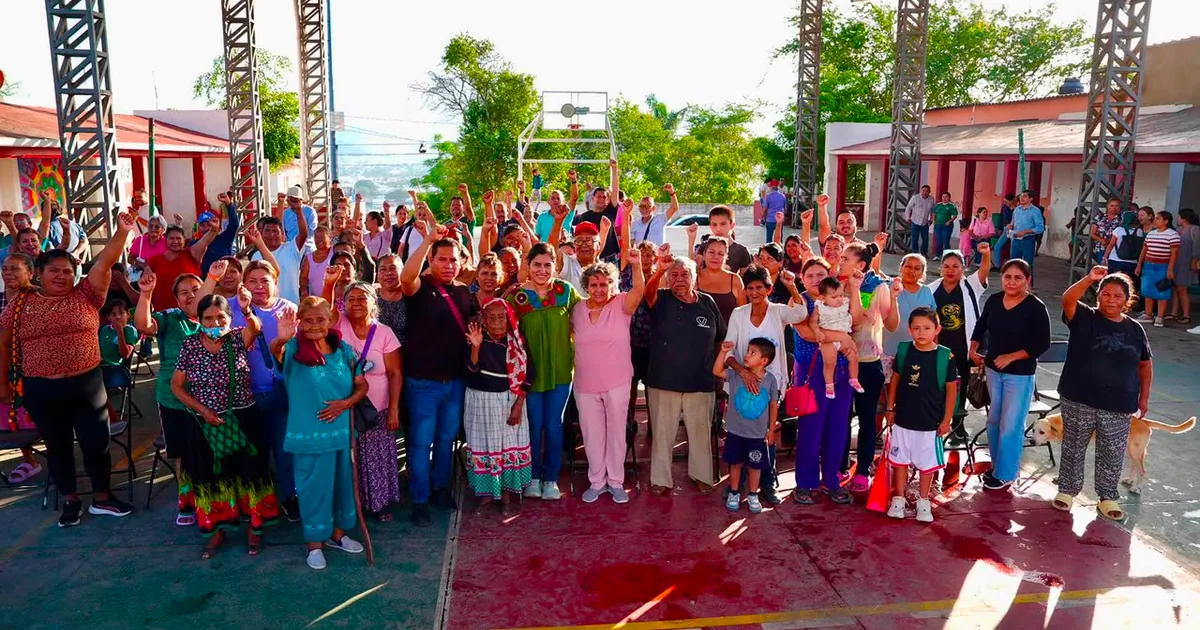 Elizabeth López Blanco reafirma su compromiso con la transformación desde la Colonia Zitakua en Tepic