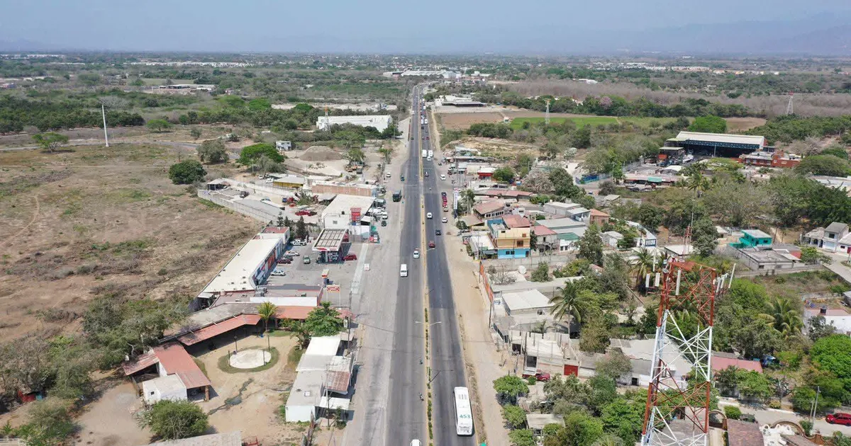 Ejido de Valle de Banderas exige pago justo por ocho carriles en Mezcales