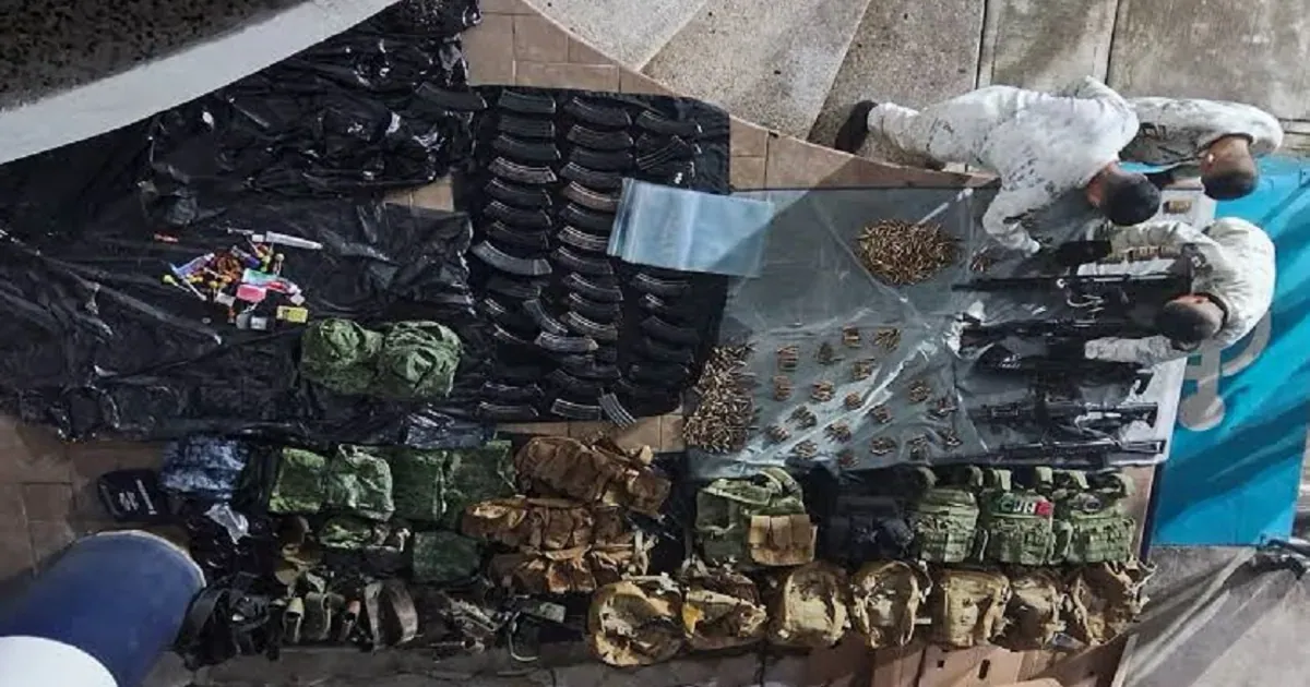 Operativos preventivos en Nayarit dejan decomisos de armas y equipo ilegal