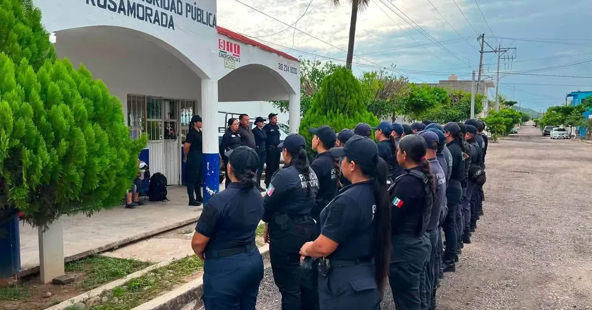 Detienen a cinco policías de Rosamorada por robo calificado