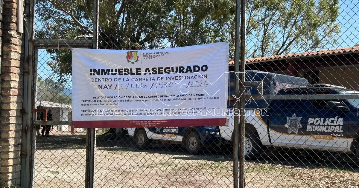 Aseguran presunto laboratorio de drogas camuflado como granja en el libramiento de Tepic