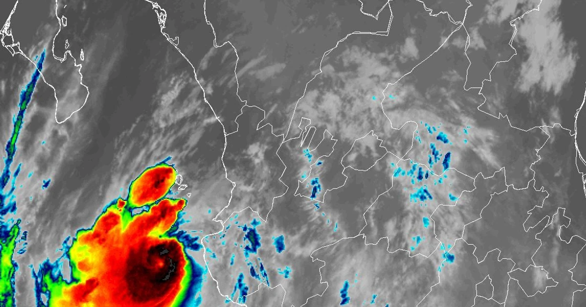 Tormenta con granizo en Santiago Ixcuintla este lunes