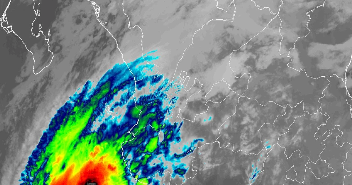 Clima en el occidente: tormentas en Manzanillo y lluvias en el occidente