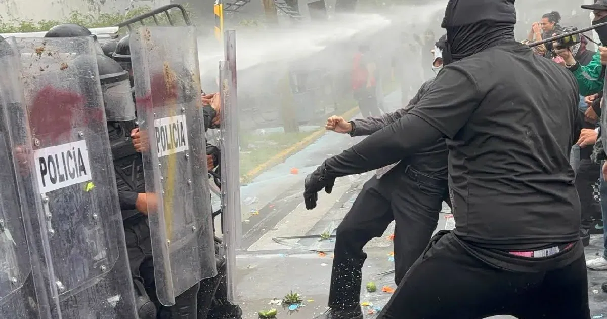 Liberan a 12 de los 39 detenidos en la marcha por el agua