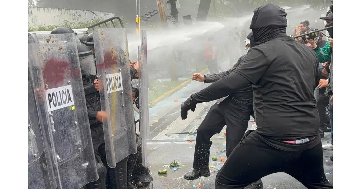 Liberan a 12 de los 39 detenidos en la marcha por el agua