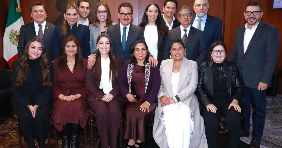 Bugarín y coordinadores de la 4T se reúnen con Ignacio Mier
