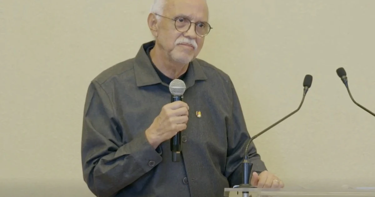Navarro destaca fallo de la Corte sobre pensiones