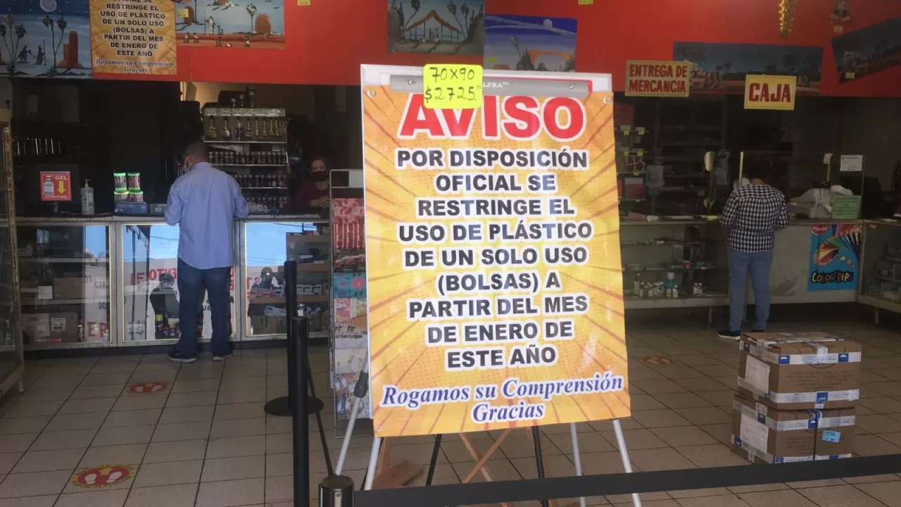 \"La gente no tiene la cultura de traer su bolsa o canasto\"