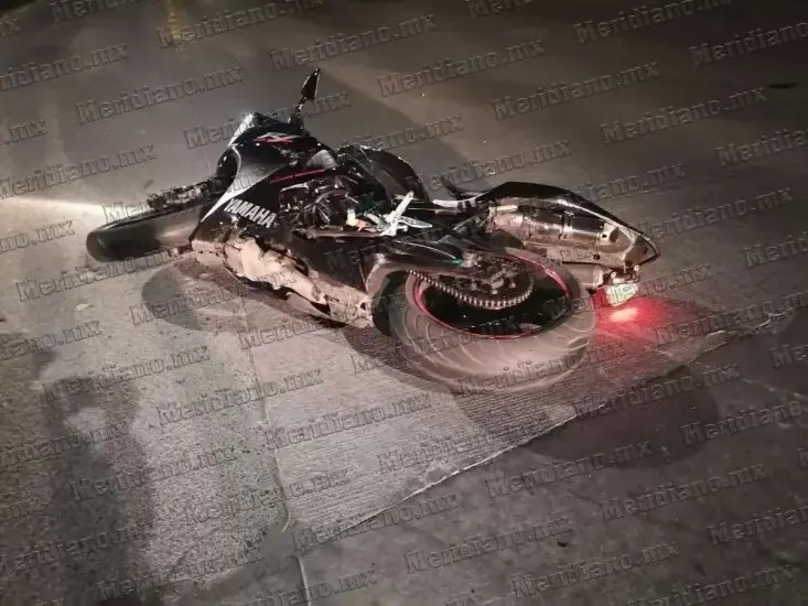 Motociclista sufre aparatoso accidente sobre el Bulevar Gobernadores de Tepic