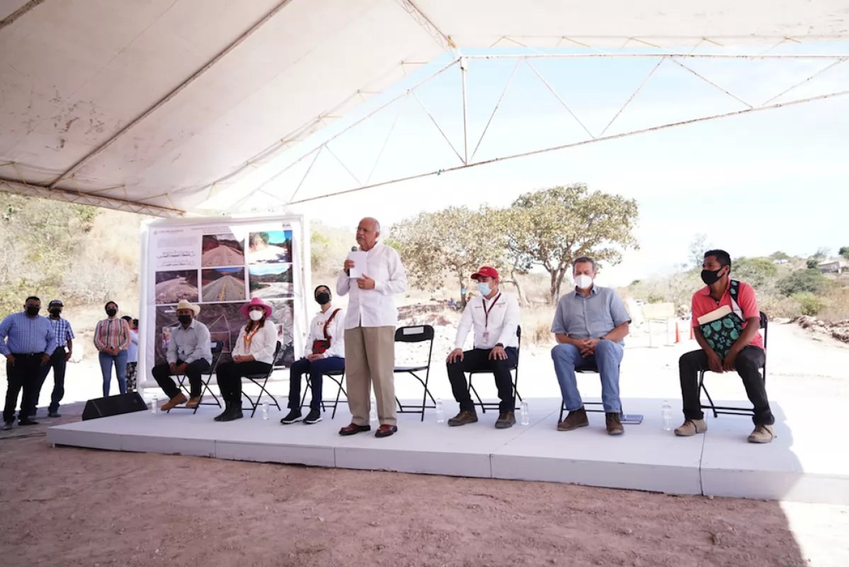 Da Gobernador justicia social a la zona rural de Tepic