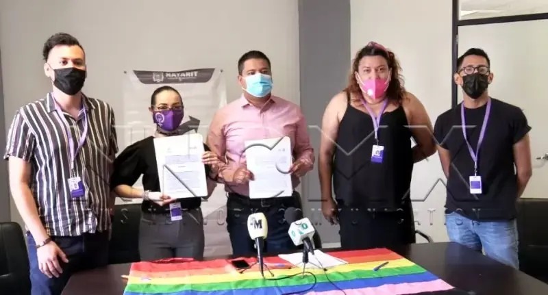 ICATEN  y Casa de las Muñecas firman convenio para recibir cursos de capacitación