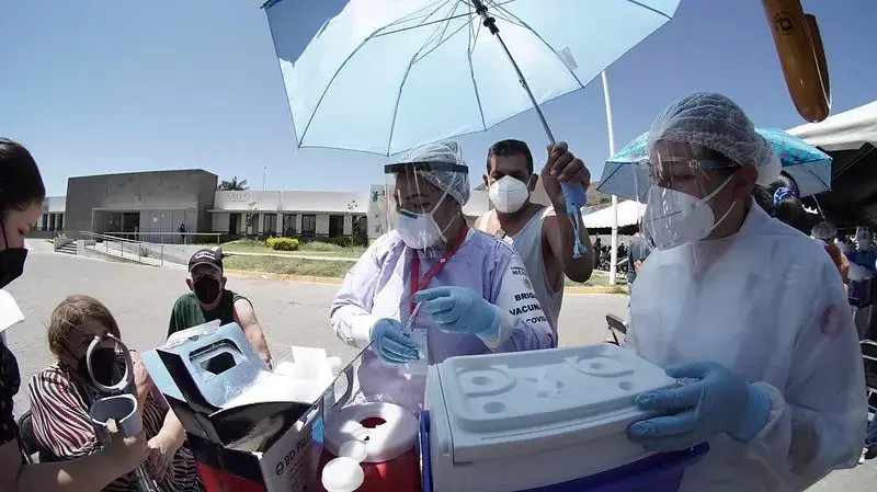 Médicos ninguneados