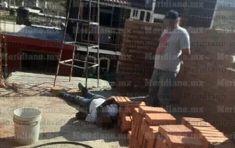 Albañil murió electrocutado en Ahuacatlán