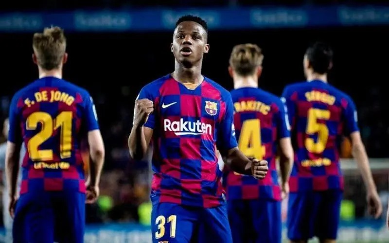 El Barça ya ha comunicado a Ansu que es del primer equipo