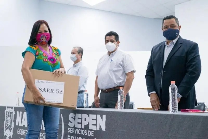 Nayarit. Prepara SEPEN a maestros de educación básica en seminario virtual