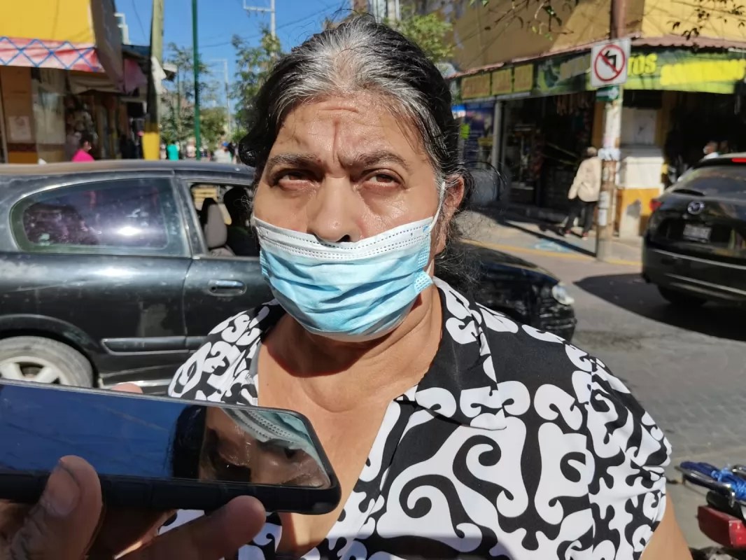 \"Baños herbolarios ayudaron mucho a mi nieta contra el COVID\"