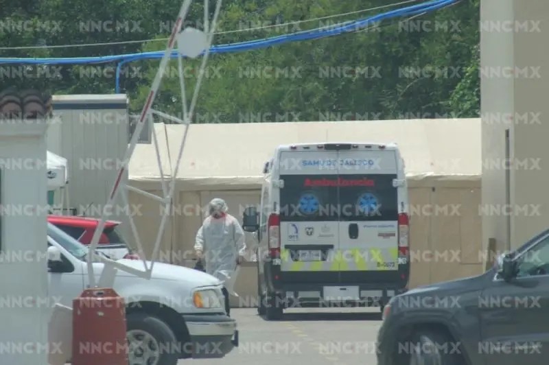 Puerto Vallarta. Sospechoso de COVID-19 muere afuera del Hospital San Javier