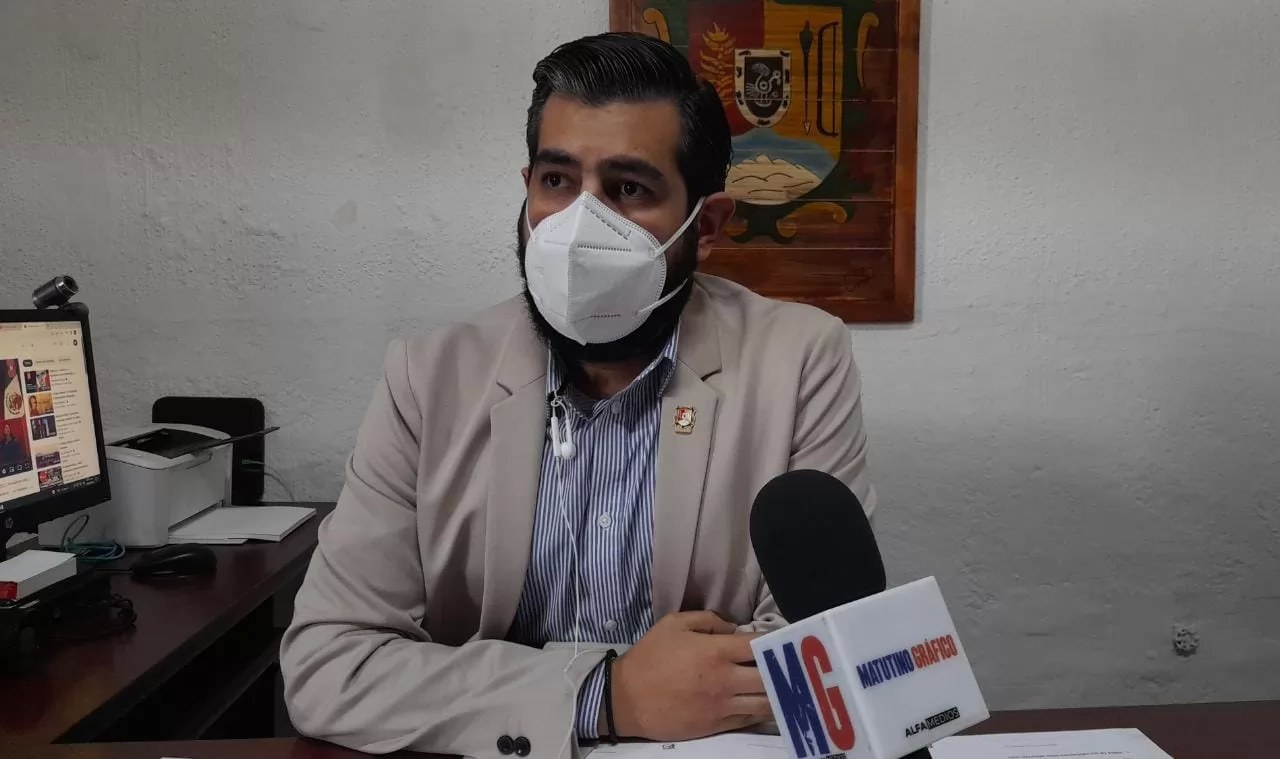 Atiende Registro Civil de Nayarit a 600 personas por día