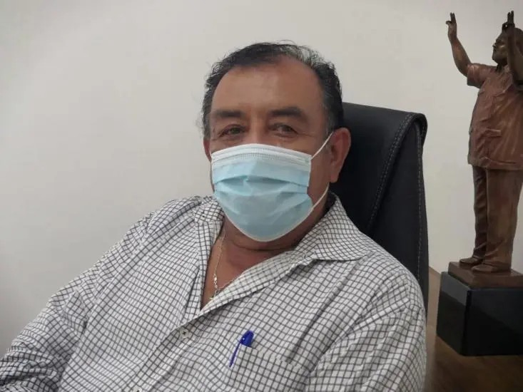 Tepic. Regala PAN municipal cubrebocas y antibacterial