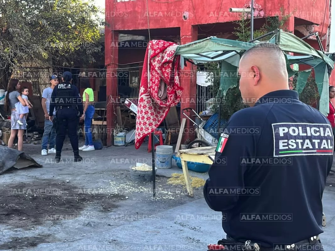 Lesionan a 3 jovenes con armas de fuego en la col santa teresita