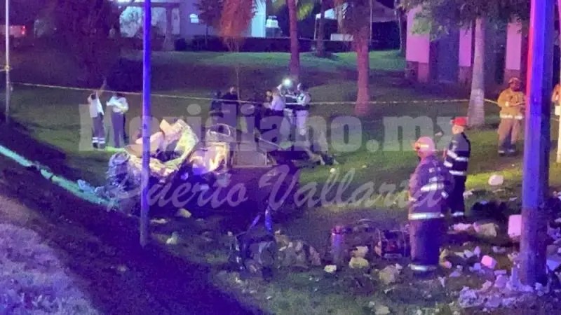 Un muerto y tres prensados frente a la corona