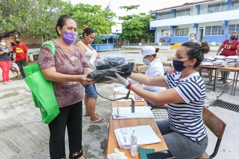 Apoyos Escolares, Gran Ayuda Para la Economía de las Familias