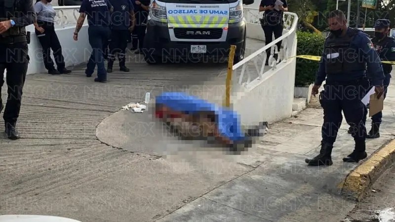 Iba a su casa y murió en crucero de El Pitillal