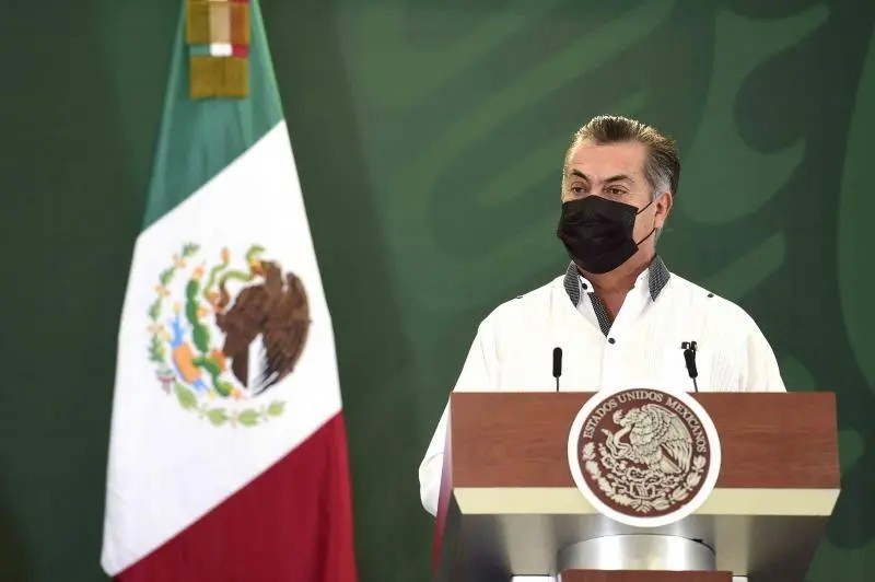 \"En Nuevo León no somos pedinches, colaboramos\"; \"El Bronco\"