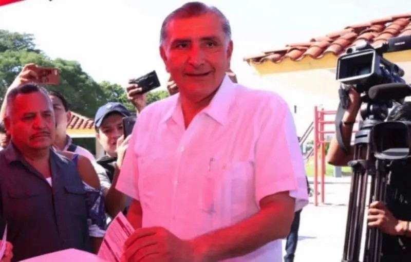 El Gobernador de Tabasco gastó $100,000 mil pesos en \"cachitos\" para la rifa del avión presidencial