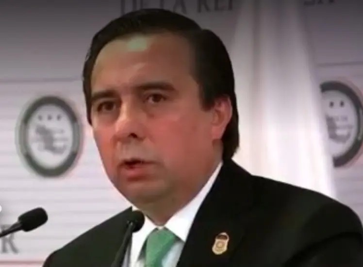 Confirman orden de aprehensión contra Tomás Zerón por el caso Ayotzinapa