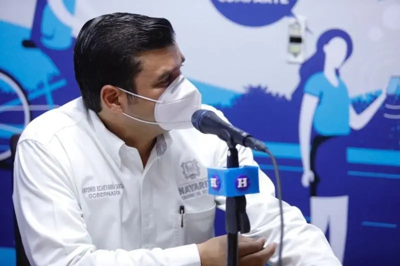 Nayarit. Estrena Antonio Echevarría instalaciones de \"El Heraldo Radio\"