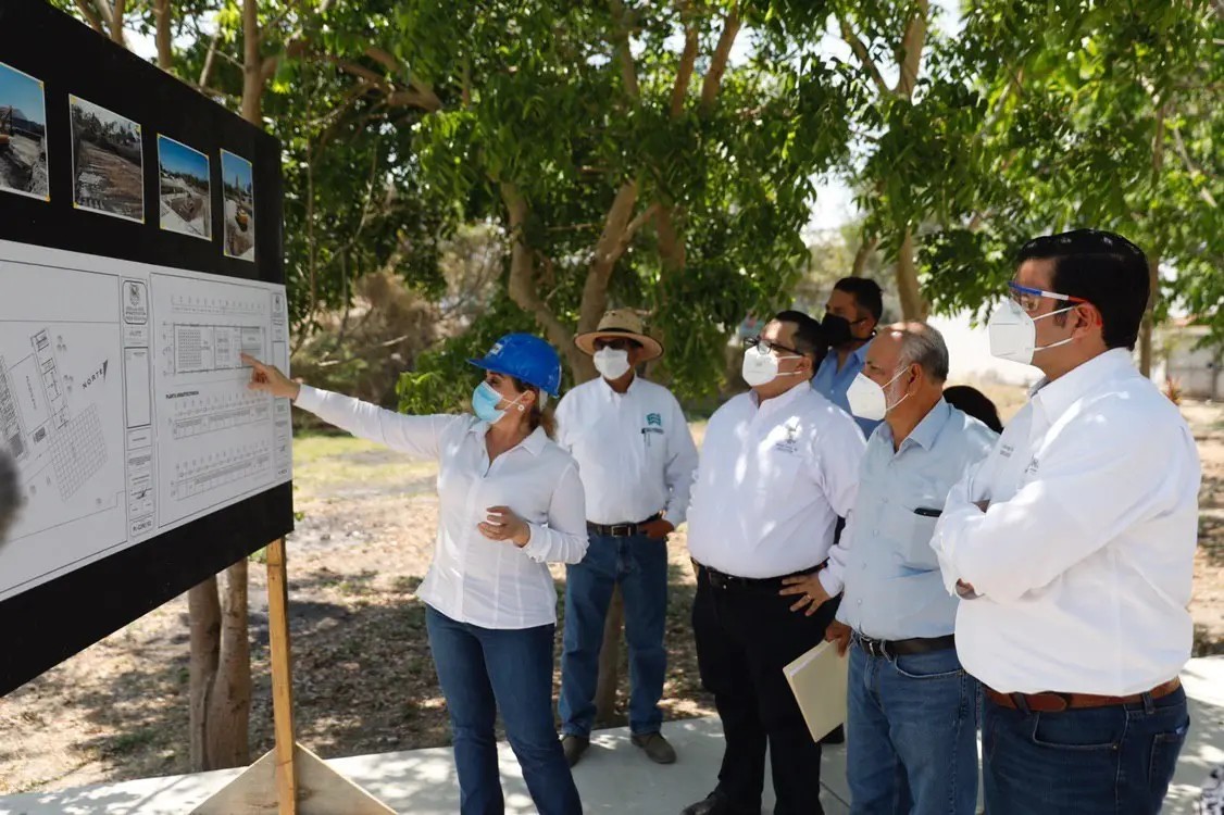 El gobernador Antonio Echevarría supervisa obras en Tepic