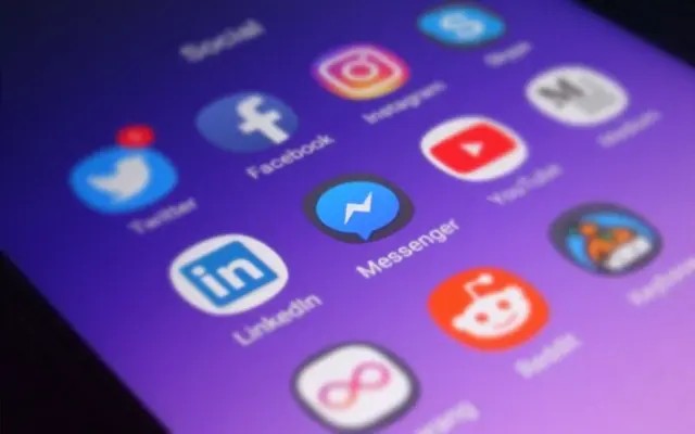 Facebook se actualiza para advertir a los usuarios de no compartir noticias pasadas