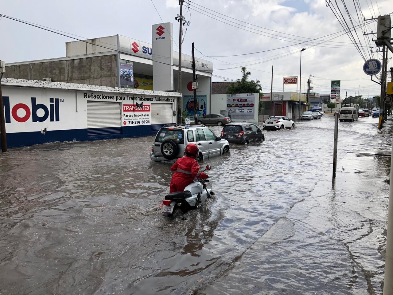 Exigen solución a la tradicional inundación de la avenida Independencia