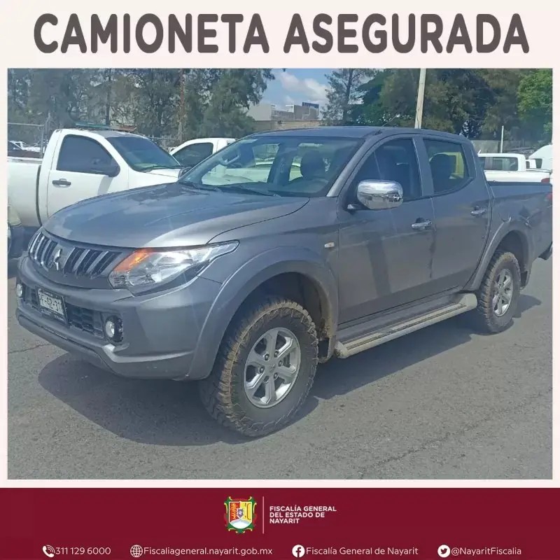 Es asegurada camioneta remarcada en la ciudad de tepic